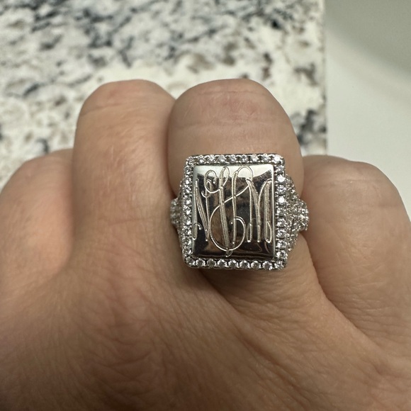 Initial ring - Picture 4 of 4